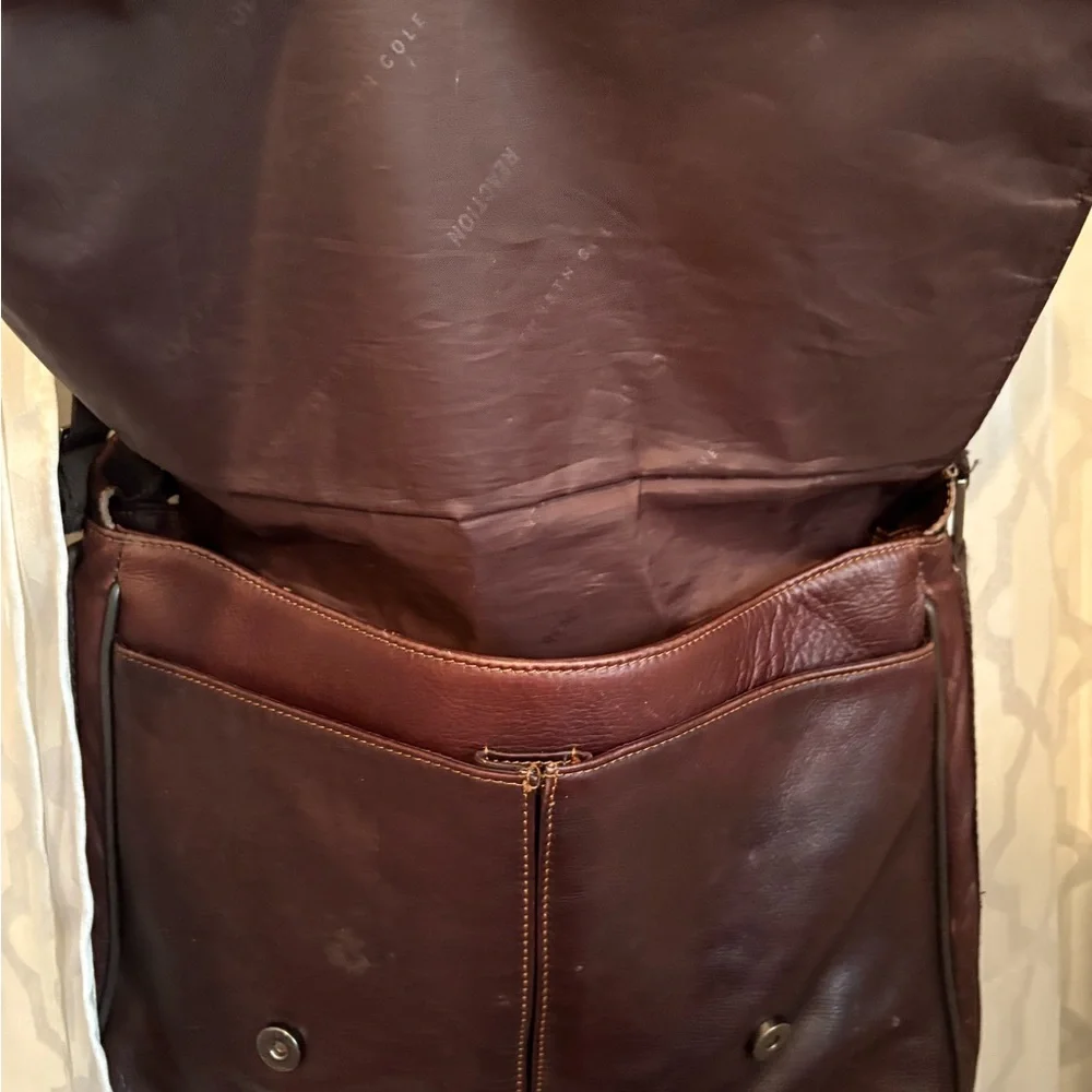 Kenneth Cole Reaction Dark Brown Leather Laptop Bag